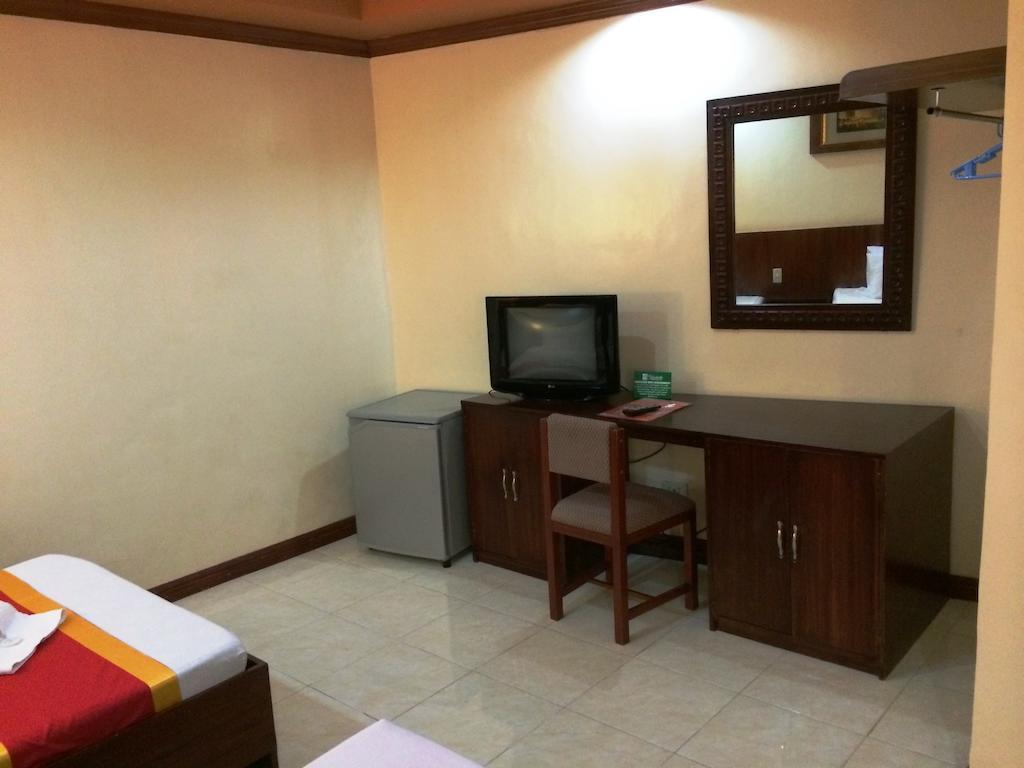 Ysabelle Mansion Bed & Breakfast Puerto Princesa Luaran gambar