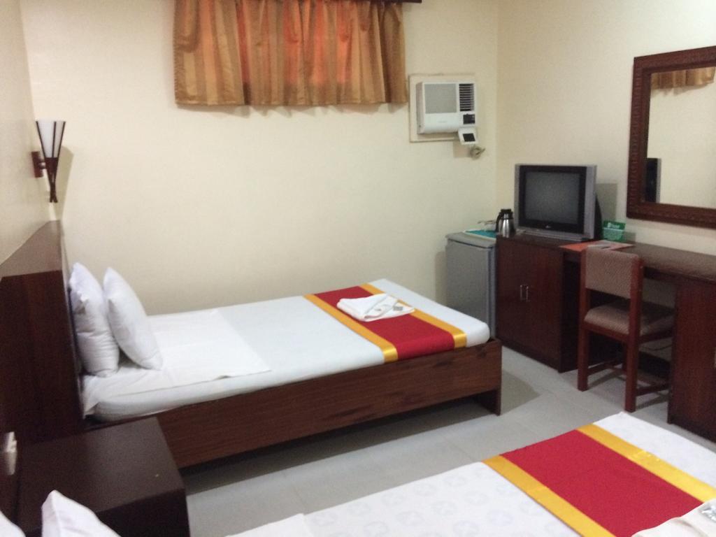 Ysabelle Mansion Bed & Breakfast Puerto Princesa Luaran gambar