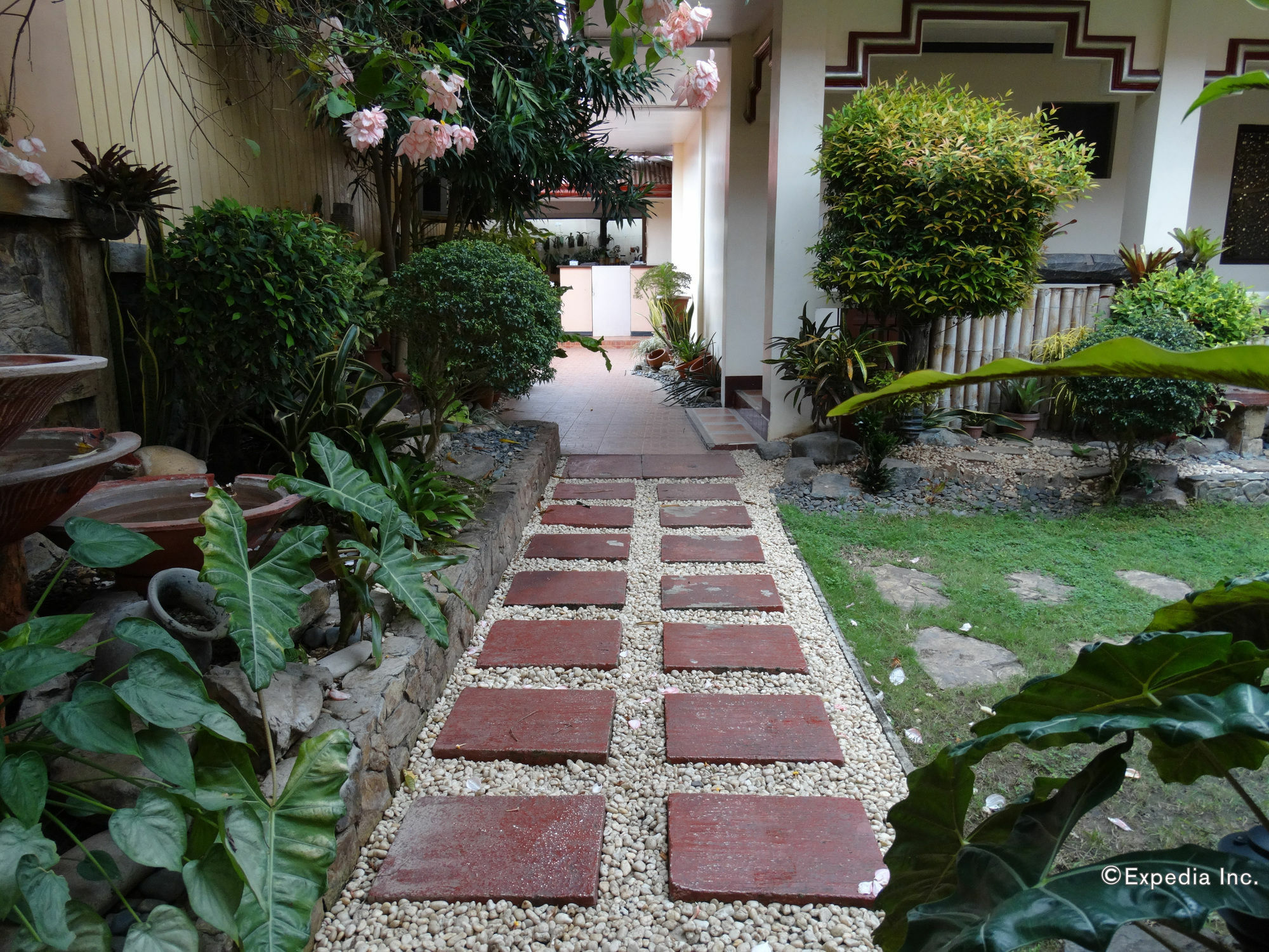 Ysabelle Mansion Bed & Breakfast Puerto Princesa Luaran gambar